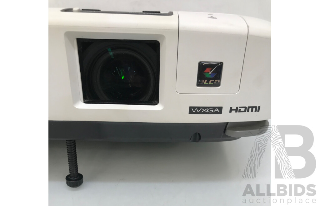 Epson (H314B) 2700 Lumens LCD Projector