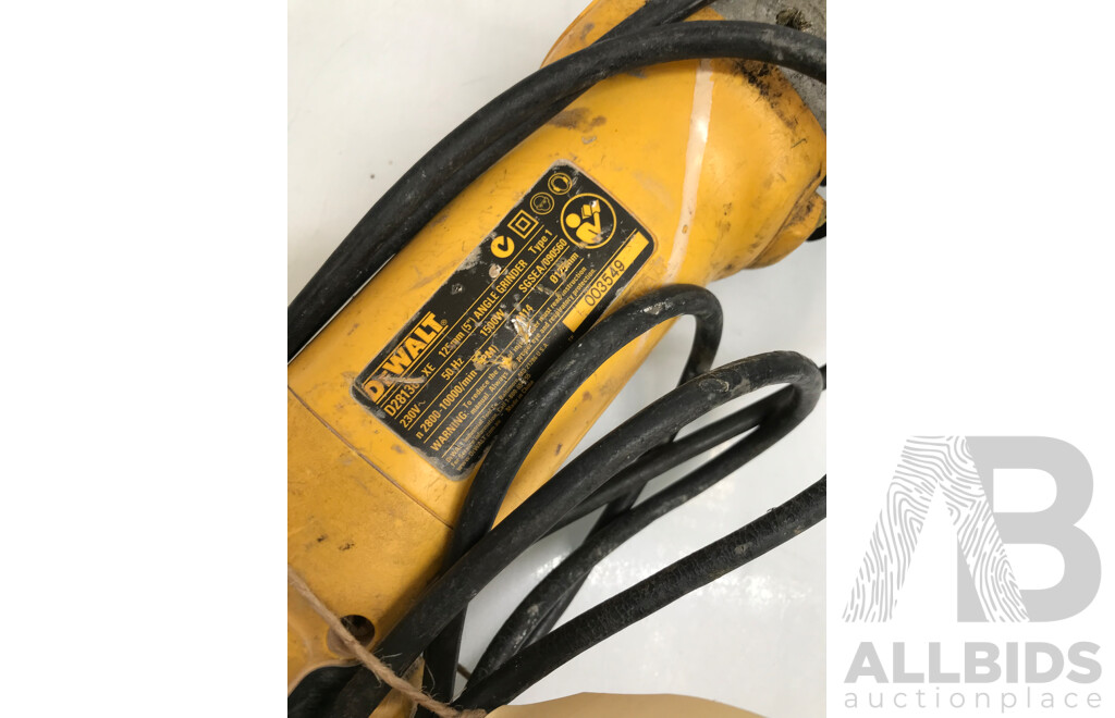 DeWalt 125mm Corded Angle Grinder