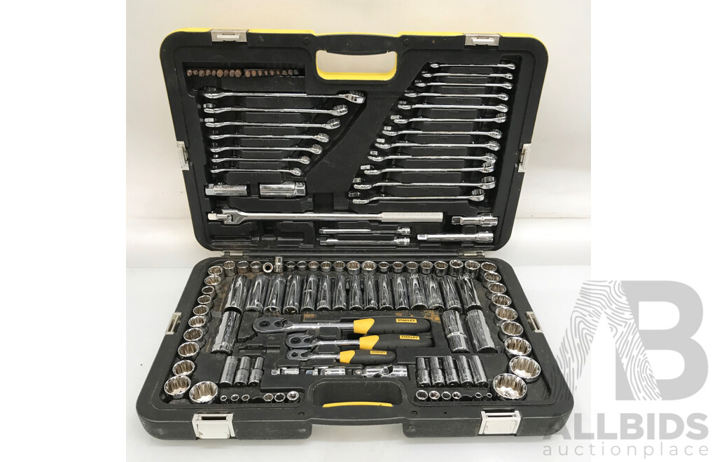 Stanley 132 Piece Tool Kit