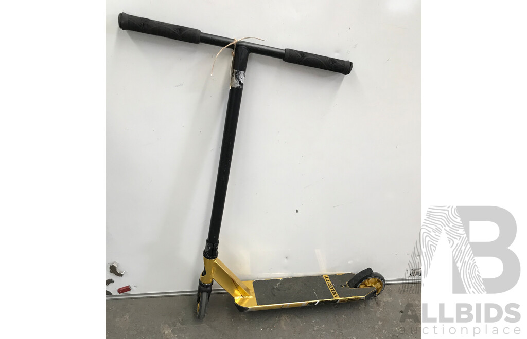 Black & Gold Velocity Scooter