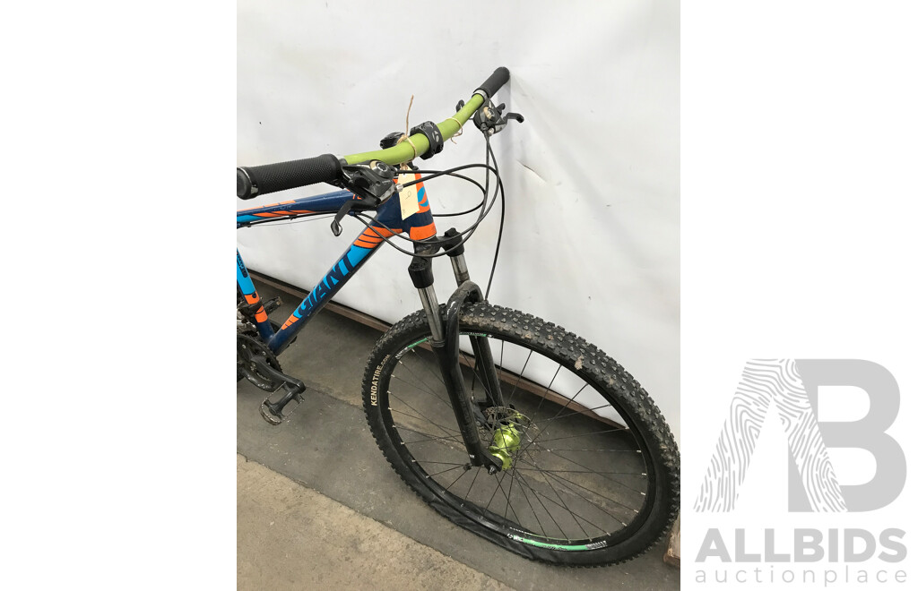 Giant Talon 24 Speed Mountain Bike