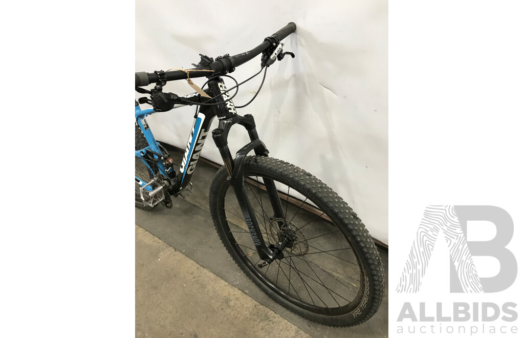 Giant Anthem 11 Speed Mountain Bike