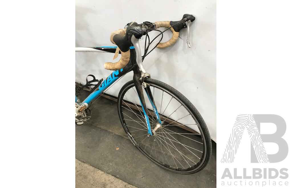 Avanti Avail 9 Speed Road Bike