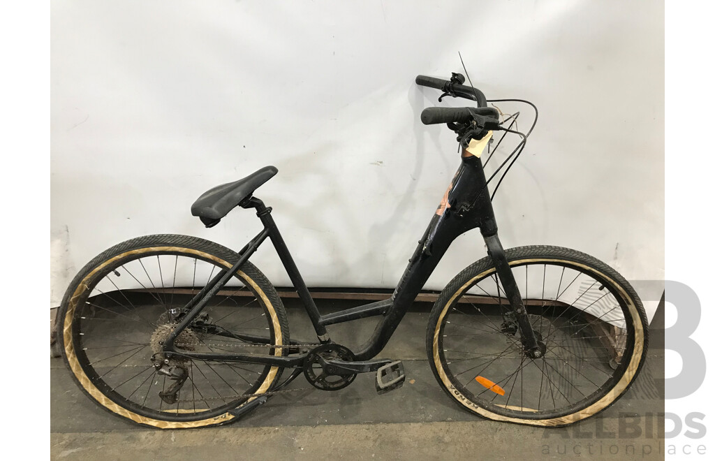 Norco 9 Speed Hybrid Bike