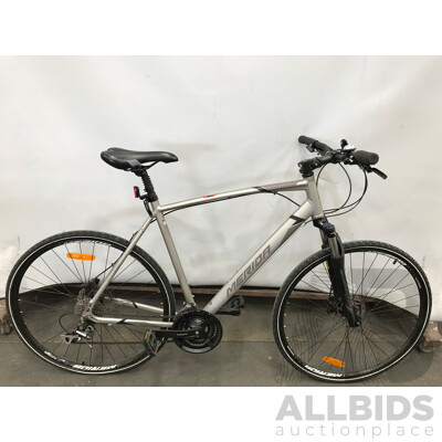 Merida Crossway 24 Speed Hybrid Bike