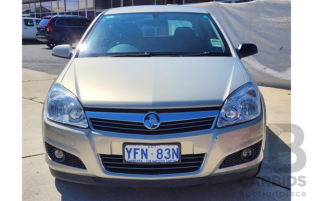 6/2008 Holden Astra 60TH Anniversary AH MY08.5 5d Hatchback Gold 1.8L