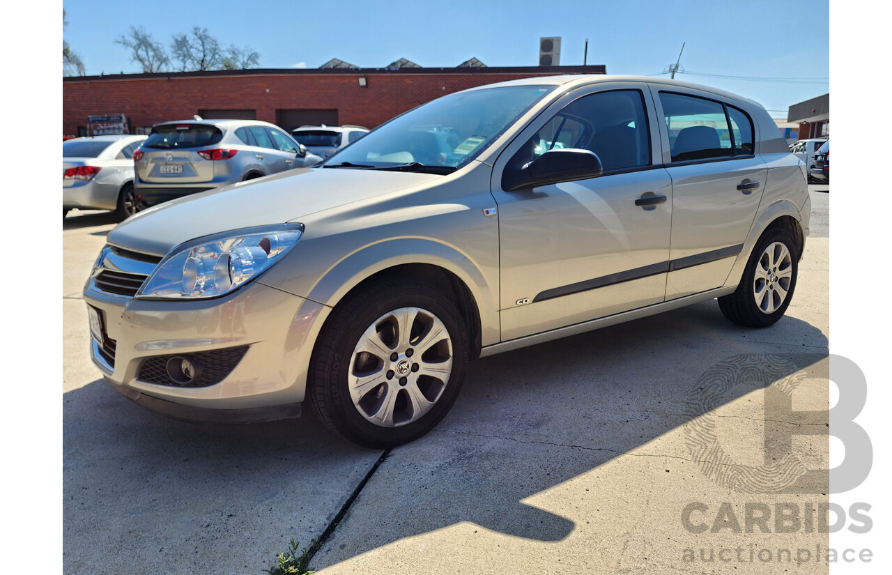 6/2008 Holden Astra 60TH Anniversary AH MY08.5 5d Hatchback Gold 1.8L