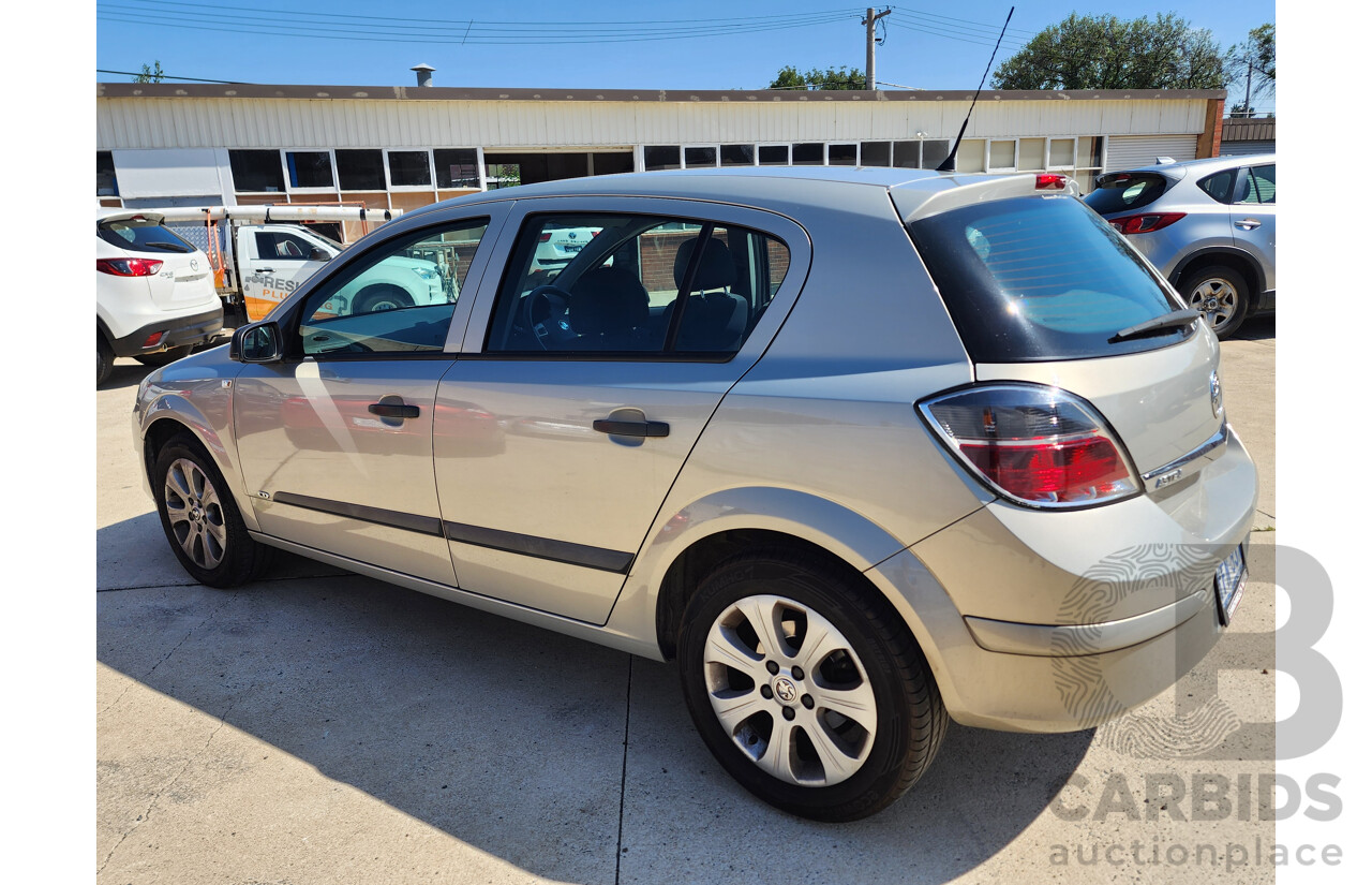 6/2008 Holden Astra 60TH Anniversary AH MY08.5 5d Hatchback Gold 1.8L