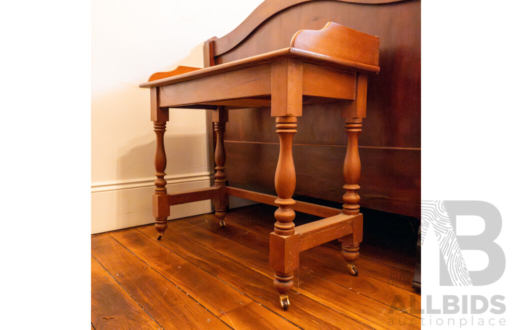 Victorian Cedar Wash Stand