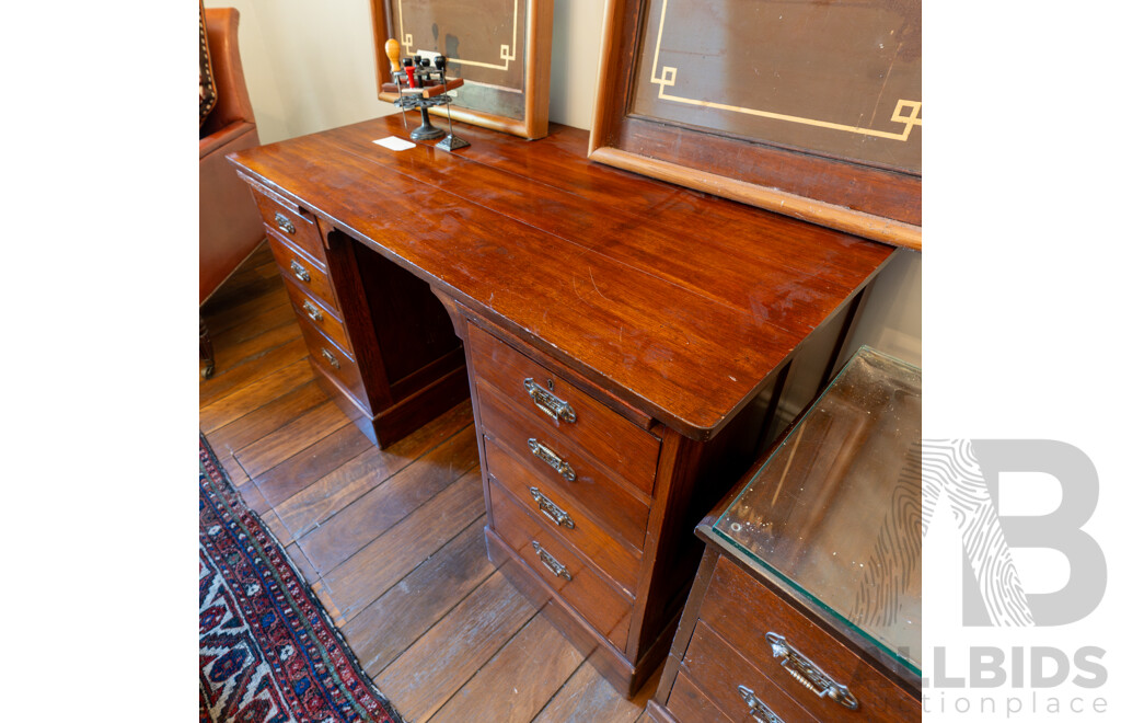 Edwardian Oak Twin Pedestal Clerks Desk