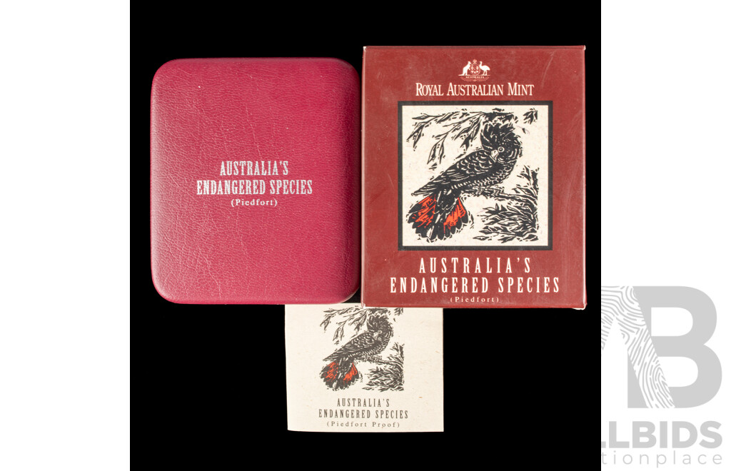 Australian RAM 1997 Silver Piedfort Ten Dollar Coin, Australia's Endangered Species, South Eastern Red Tailed Black Cockatoo .925