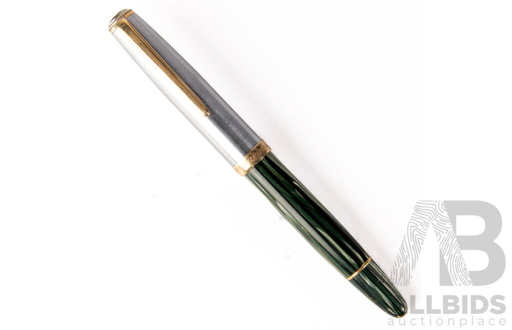 Mont Blanc 642 Masterpiece Fountain Pen with 14CT Gold Nib