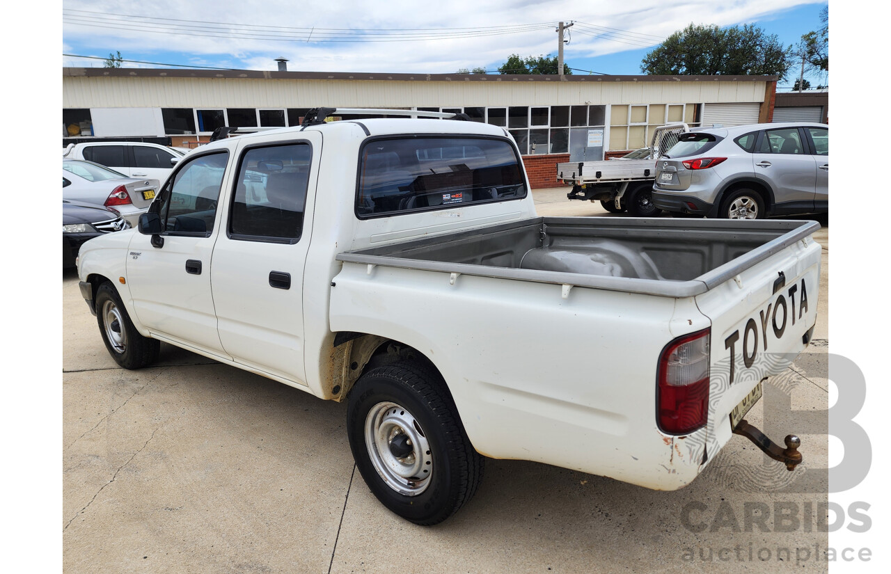 5/2000 Toyota Hilux  RZN149R Dual Cab P/Up White 2.7L