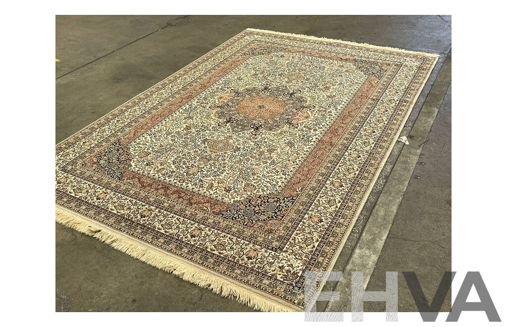 Oriental Gulendam Floral Floor Rug