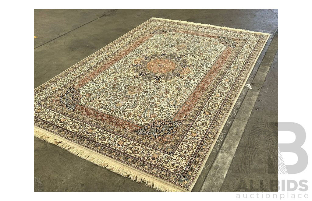 Oriental Gulendam Floral Floor Rug