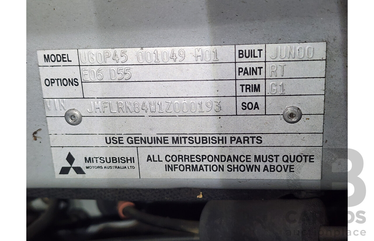 9/2000 Mitsubishi Nimbus  UG 4d Wagon Silver 2.4L