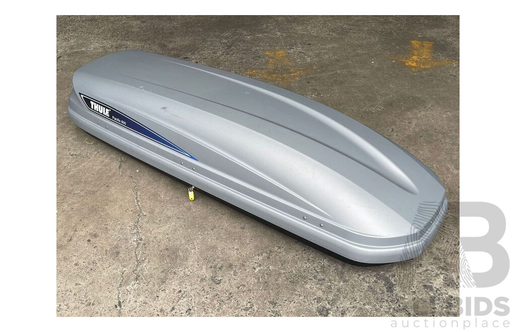 Thule Pacific 600 Roof Storage Pod