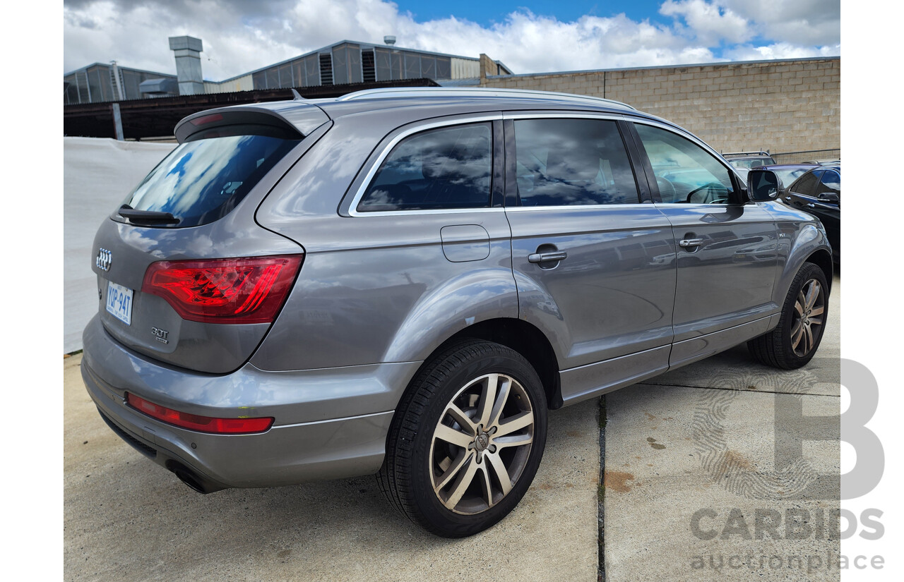 12/2010 Audi Q7 3.0 TFSI Quattro MY11 4d Wagon Grey 3.0L