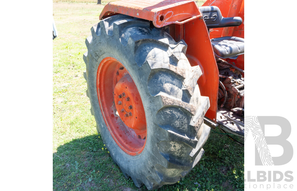 1966, Massey Ferguson 165 4 Cylinder Diesel, 4x2, Open Cab Tractor