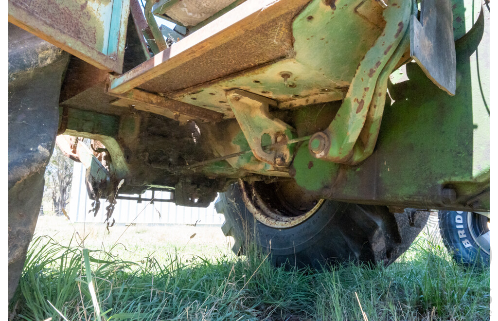 1965, John Deere 2010,  4 Cylinder 2.7L Diesel, 4x2, Open Air Canopy Tractor