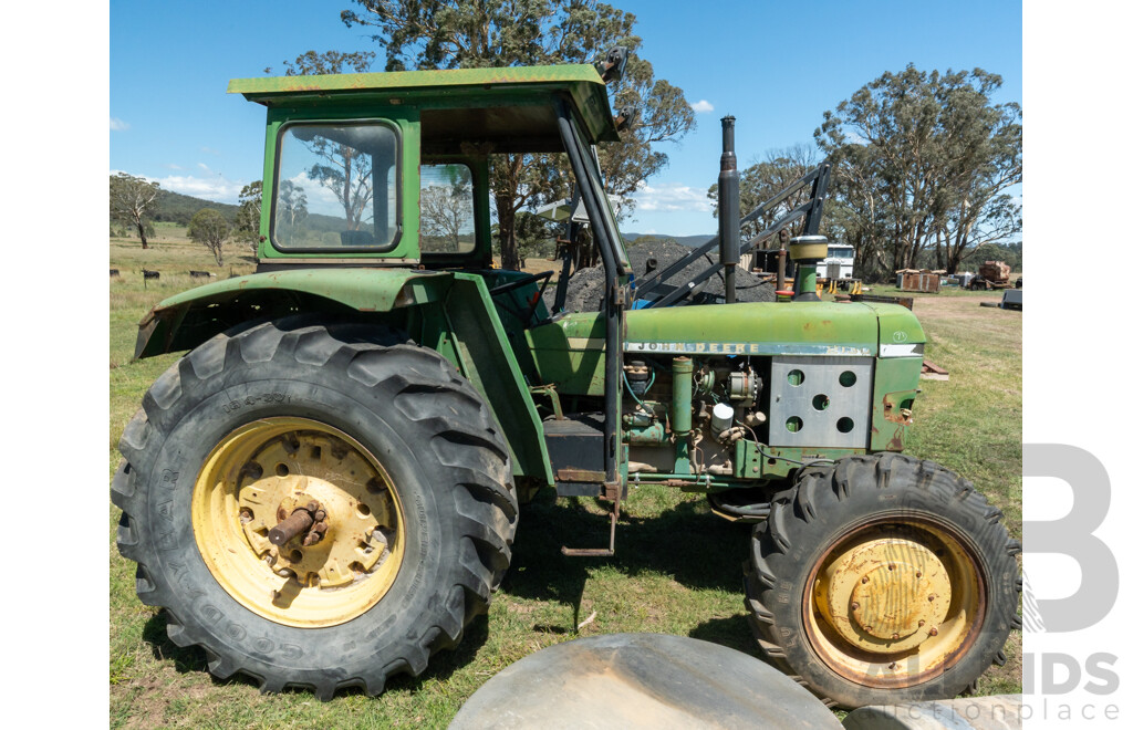 1977, John Deere 2130,  4 Cylinder 3.9L Diesel, 4x2, Glass Canopy Tractor