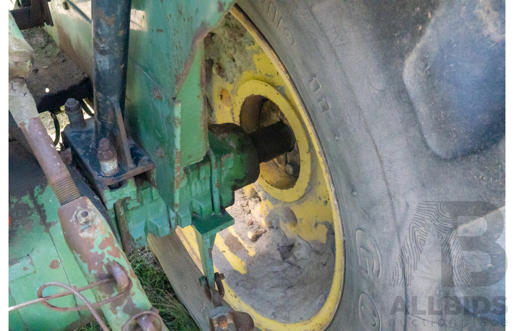 1977, John Deere 2130,  4 Cylinder 3.9L Diesel, 4x2, Glass Canopy Tractor
