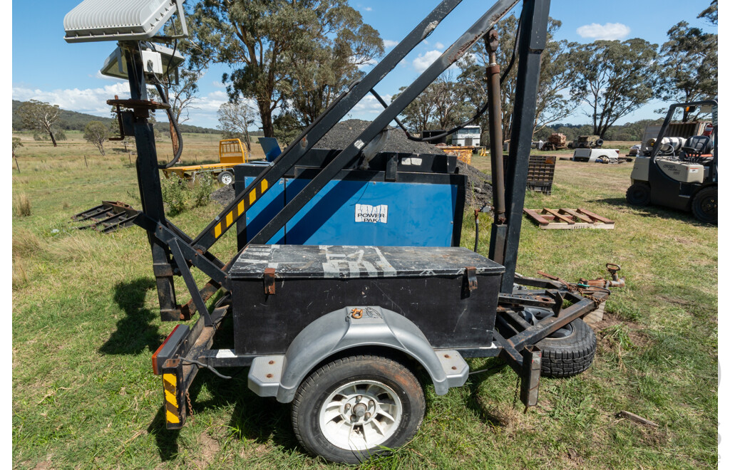 07/2007, True Blue Manufacturing, Trailer Mounted Light Tower