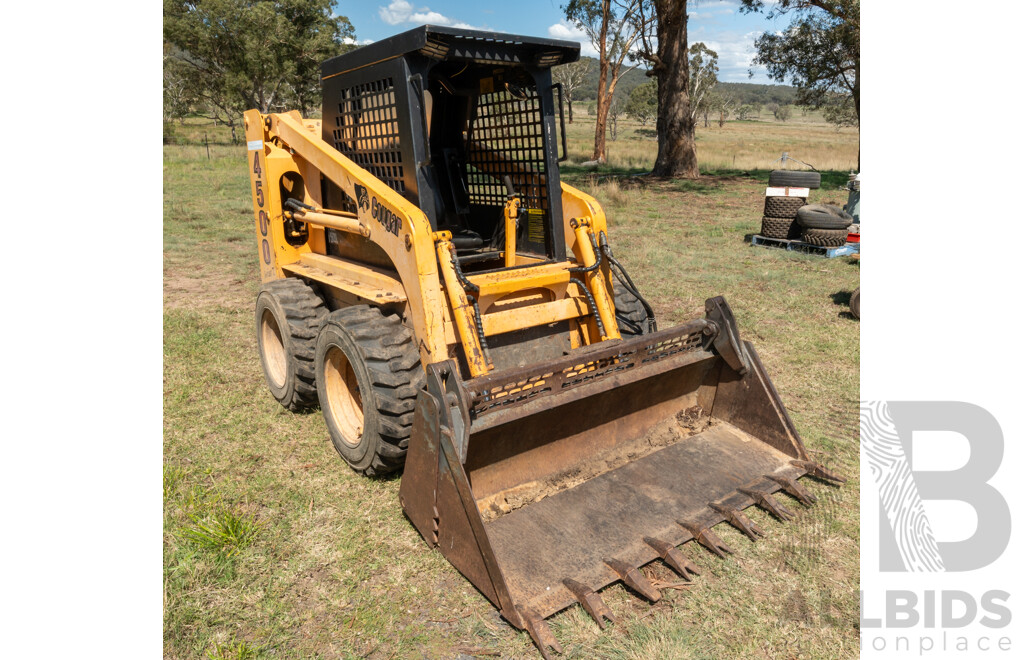 2004, Cougar 4500 Series 2 Skid Steer Loader