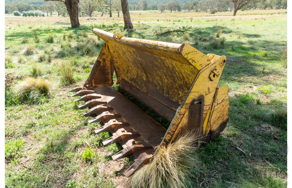 Circa 1990, Kawasaki 80ZII, 6 Cylinder Turbo Charged Diesel, 165HP,  Wheel Loader