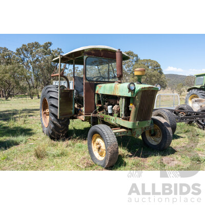 1965, John Deere 2010,  4 Cylinder 2.7L Diesel, 4x2, Open Air Canopy Tractor