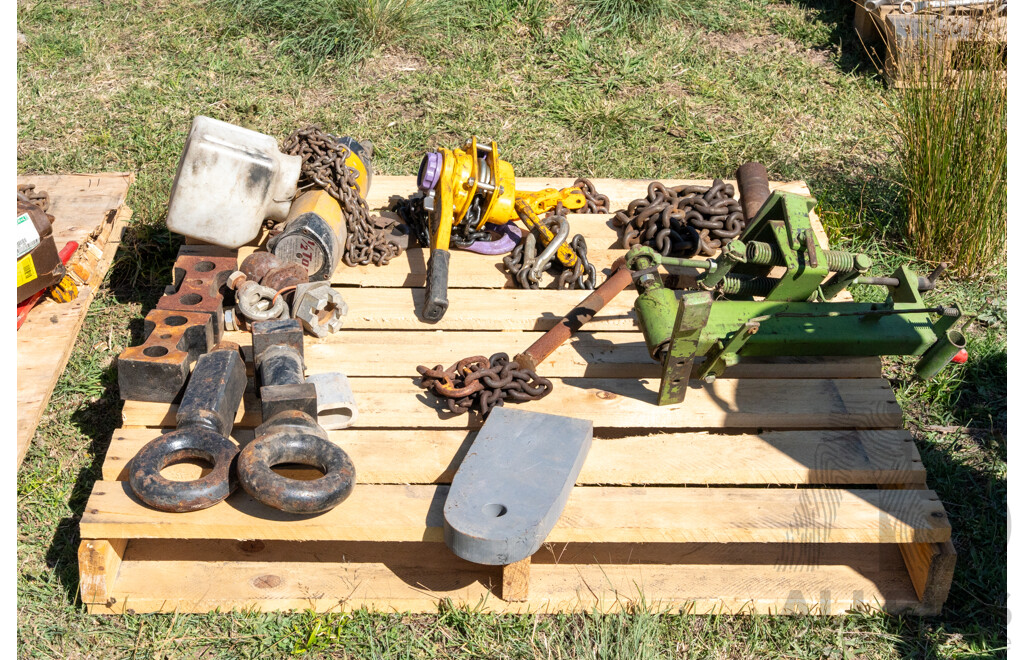 Pallet Containing Chain Assembly ETC
