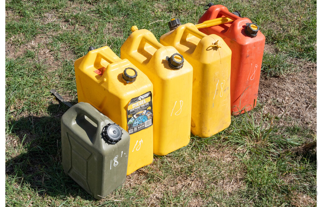 Job Lot Quantity of 5 Jerry Cans