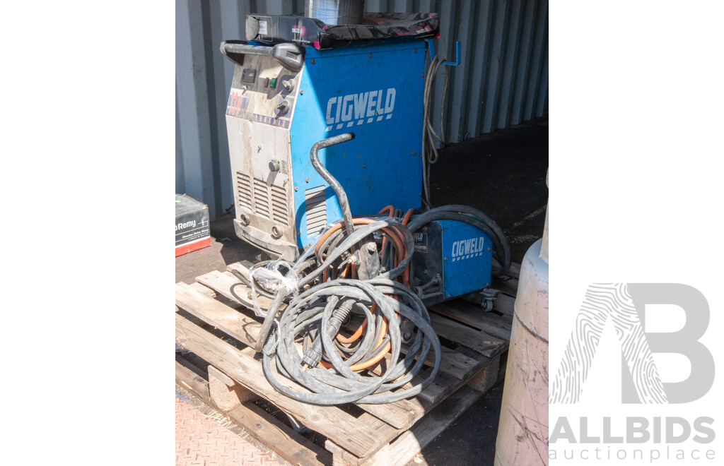 Pallet Containing Transmig Welders, Welding Alloy, 4m Grip Torch & Hose ETC