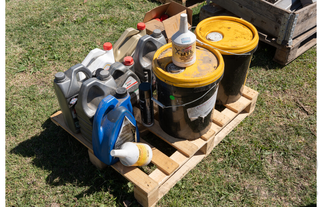 Pallet Containing Assorted Motor Oil, Coolant & Transmission Fluid ETC