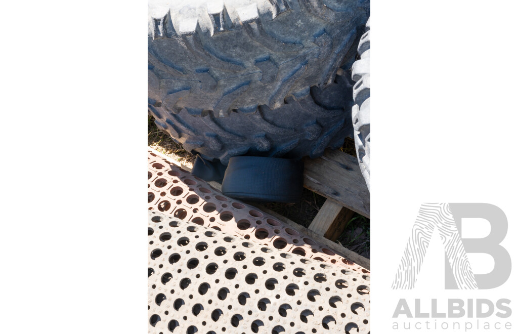 Pallet Containing Quantity of Anti Slip Floor Mats & Quantity of 4, ATV Tyres ETC