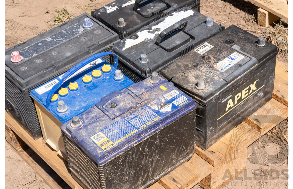 Pallet Containing Quantity of 6 Scrap Batteries