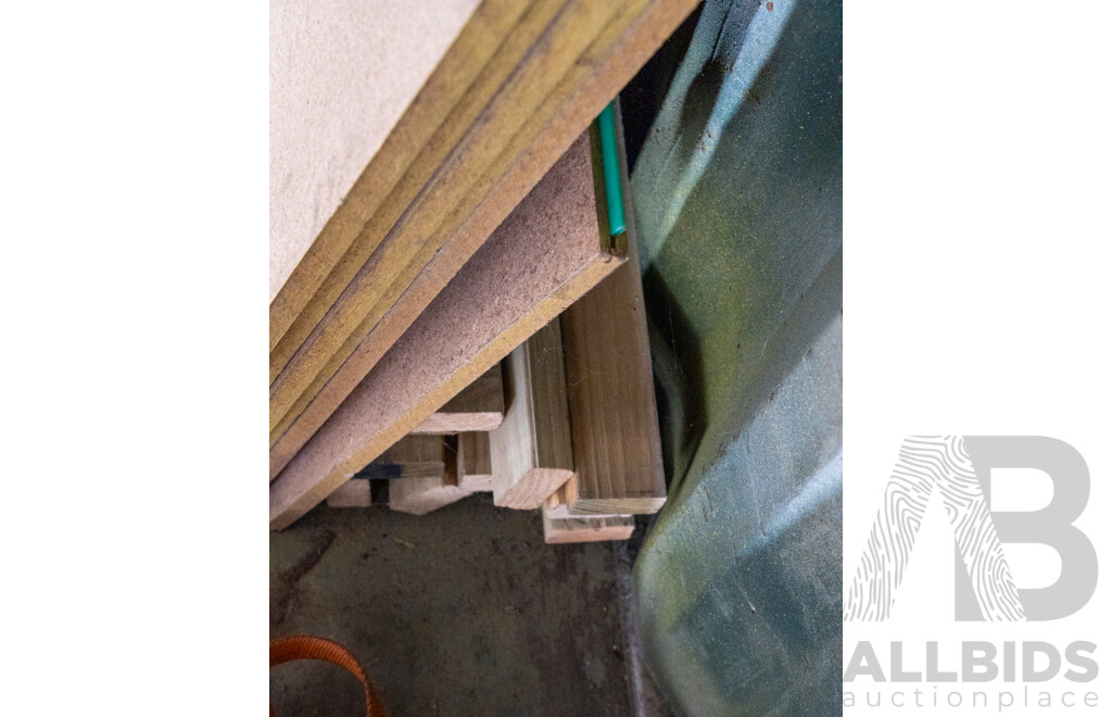 Job Lot Various Sizes Marine Ply & Assorted Timer Slats