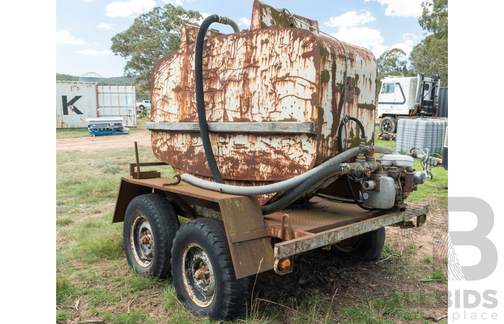 Dual Axle Trailer Mounted Fuel Tank/Cell with Honda Generator