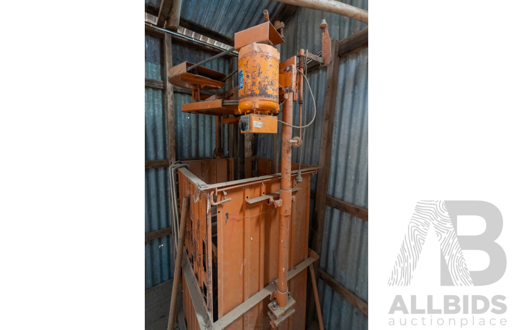 Australian Made Electric Sunbeam Wool Press