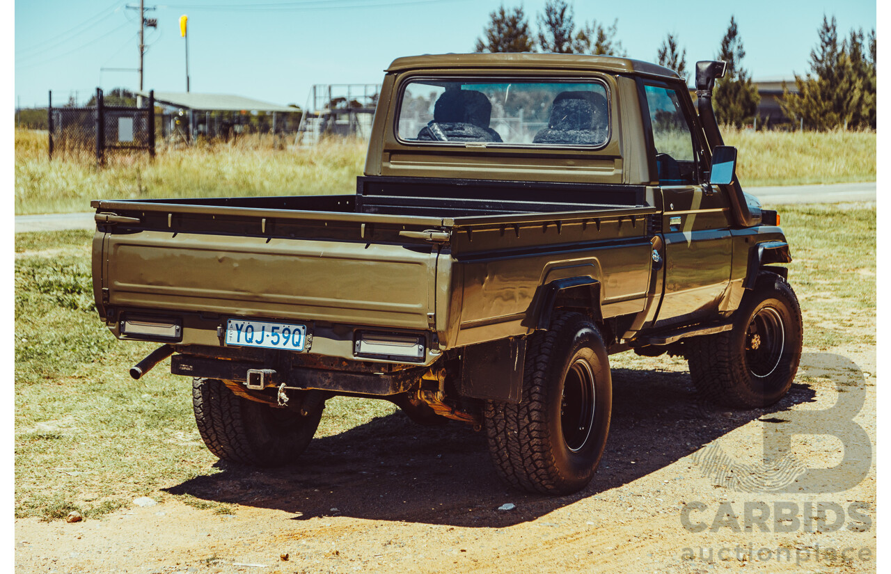 9/1985 Toyota Landcruiser (4x4) HJ75RP 2d C/Chas Green Diesel 4.0L