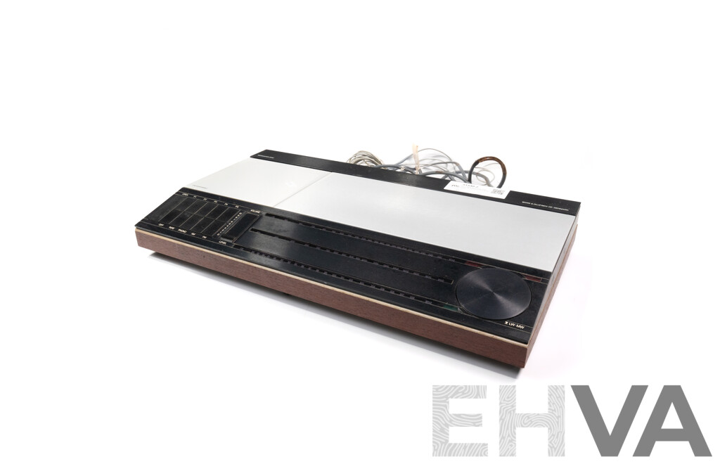 Retro Bang & Olufson of Denmark Beomaster 2200 FM Receiver