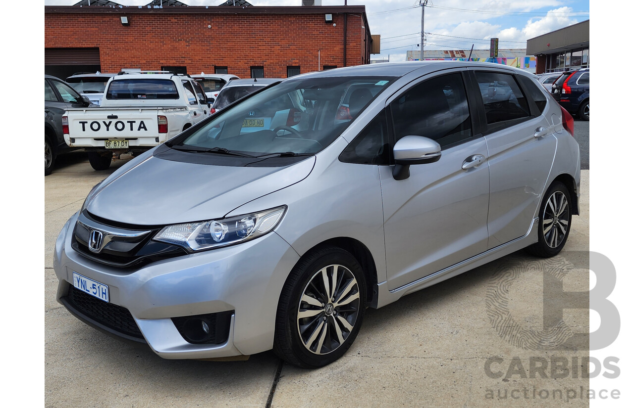 2/2015 Honda Jazz Vti-L GK MY15 5d Hatchback Silver 1.5L