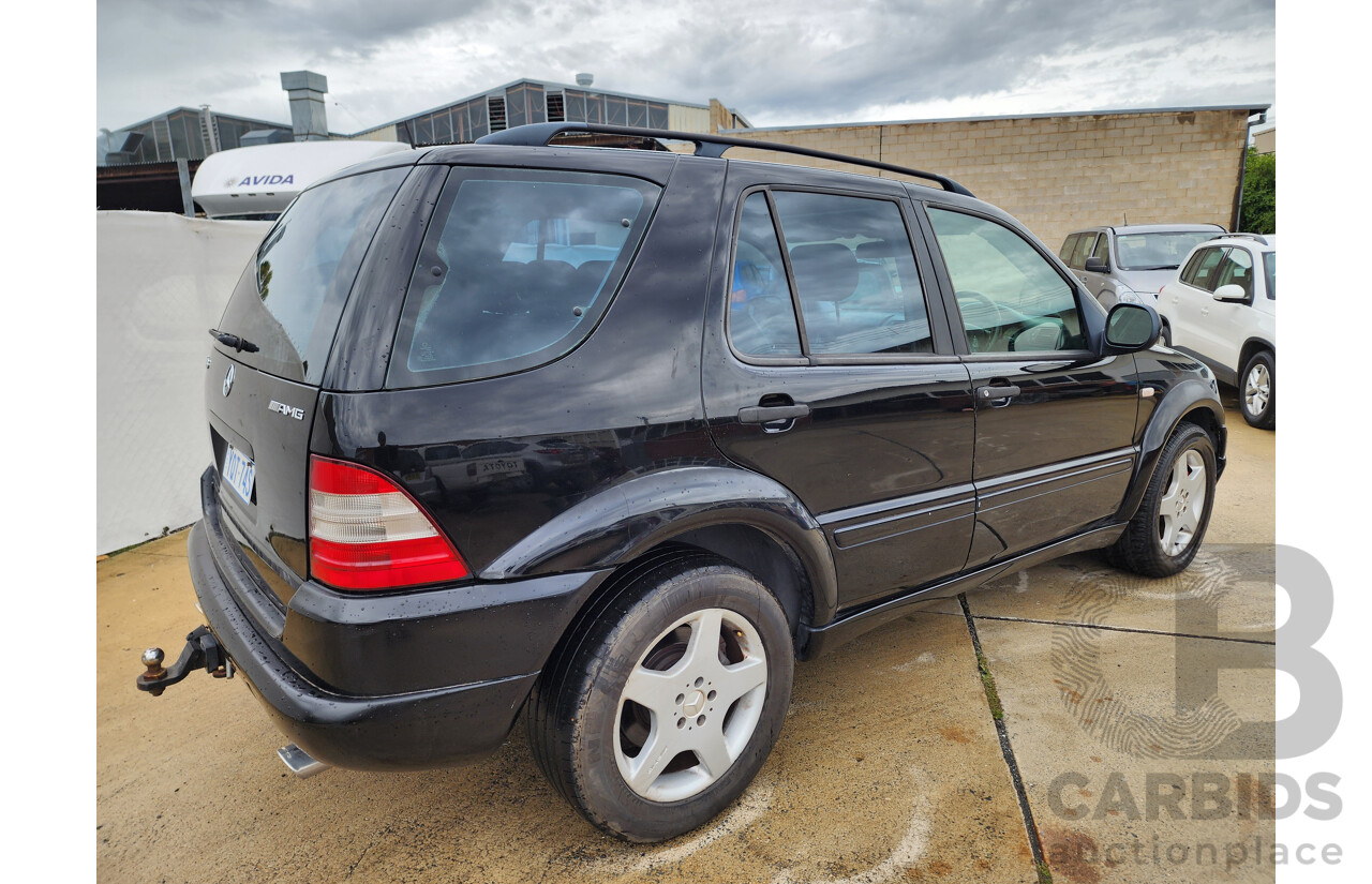 6/2001 Mercedes-Benz ML 55 AMG (4x4) W163 4d Wagon Black 5.4L