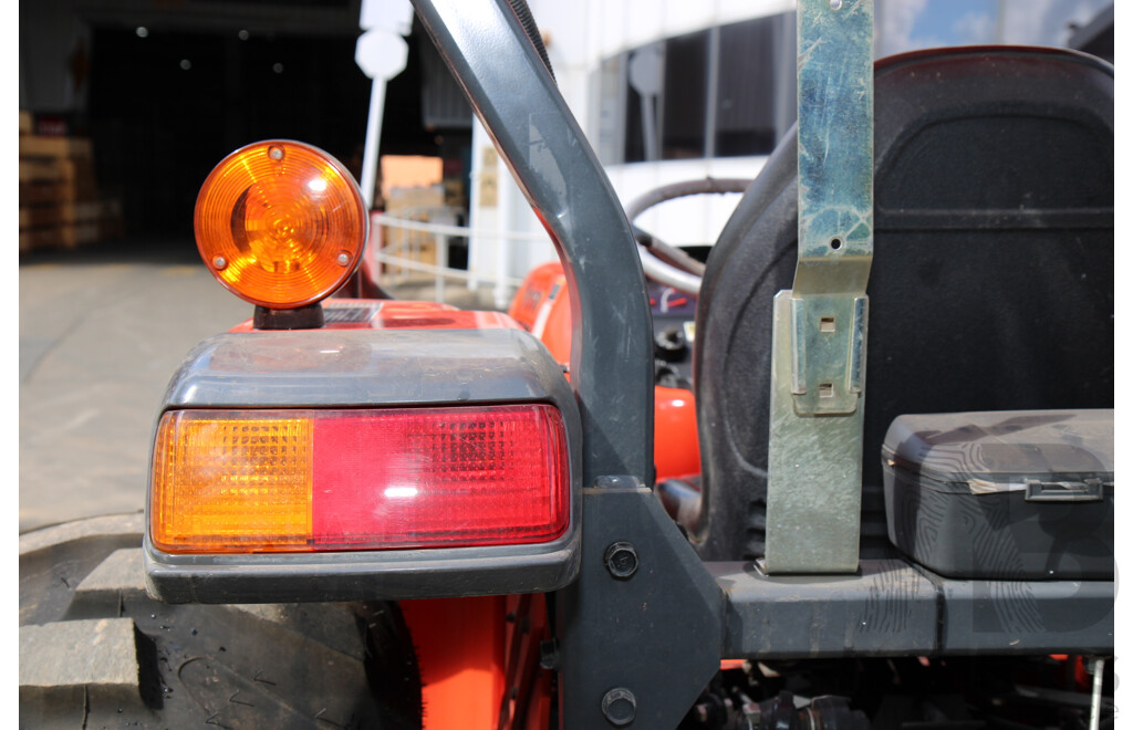 circa 2022 Kubota MX500D HST Tractor