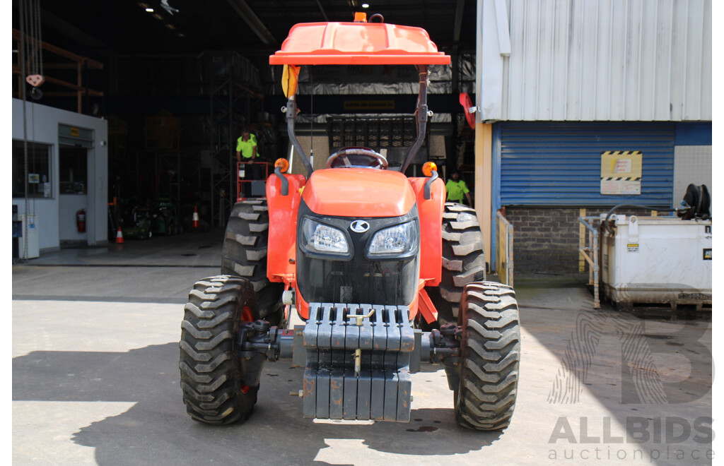 circa 2022 Kubota MX500D HST Tractor