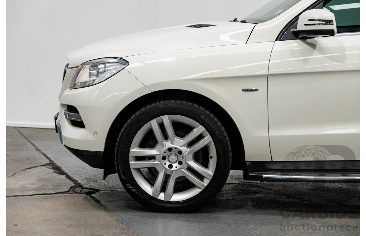 5/2012 Mercedes-Benz ML250 CDI Bluetec (4x4) 166 4d Wagon Calcite White Turbo Diesel 2.1L