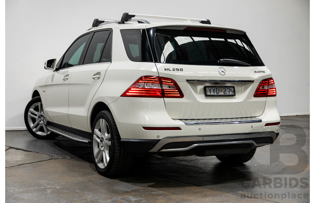 5/2012 Mercedes-Benz ML250 CDI Bluetec (4x4) 166 4d Wagon Calcite White Turbo Diesel 2.1L