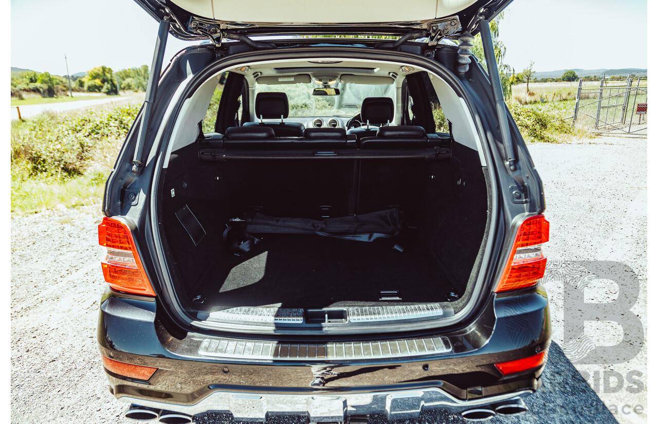 7/2010 Mercedes Benz ML63 AMG (4x4) W164 09 Upgrade 4d Wagon Obsidian Black Metallic V8 6.2L