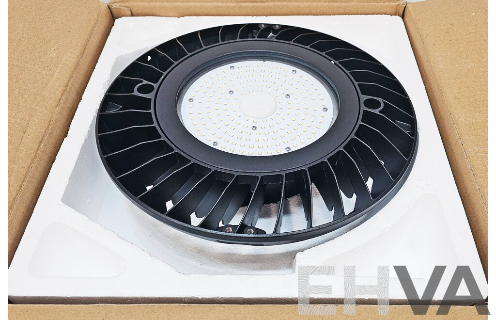 SAL LED UFO Light