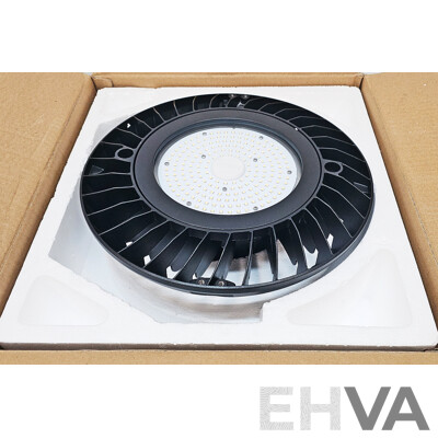 SAL LED UFO Light